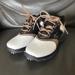 Nike Boys Golf Shoes White and Brown Sz 3.5